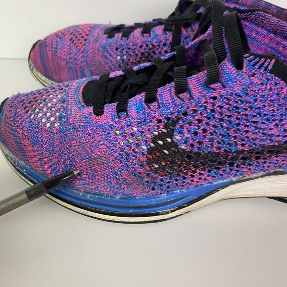 Nike Flyknit Racer Running Shoes Men's 9 Game Royal Pink Flash Purple 526628 400 - Picture 8 of 16